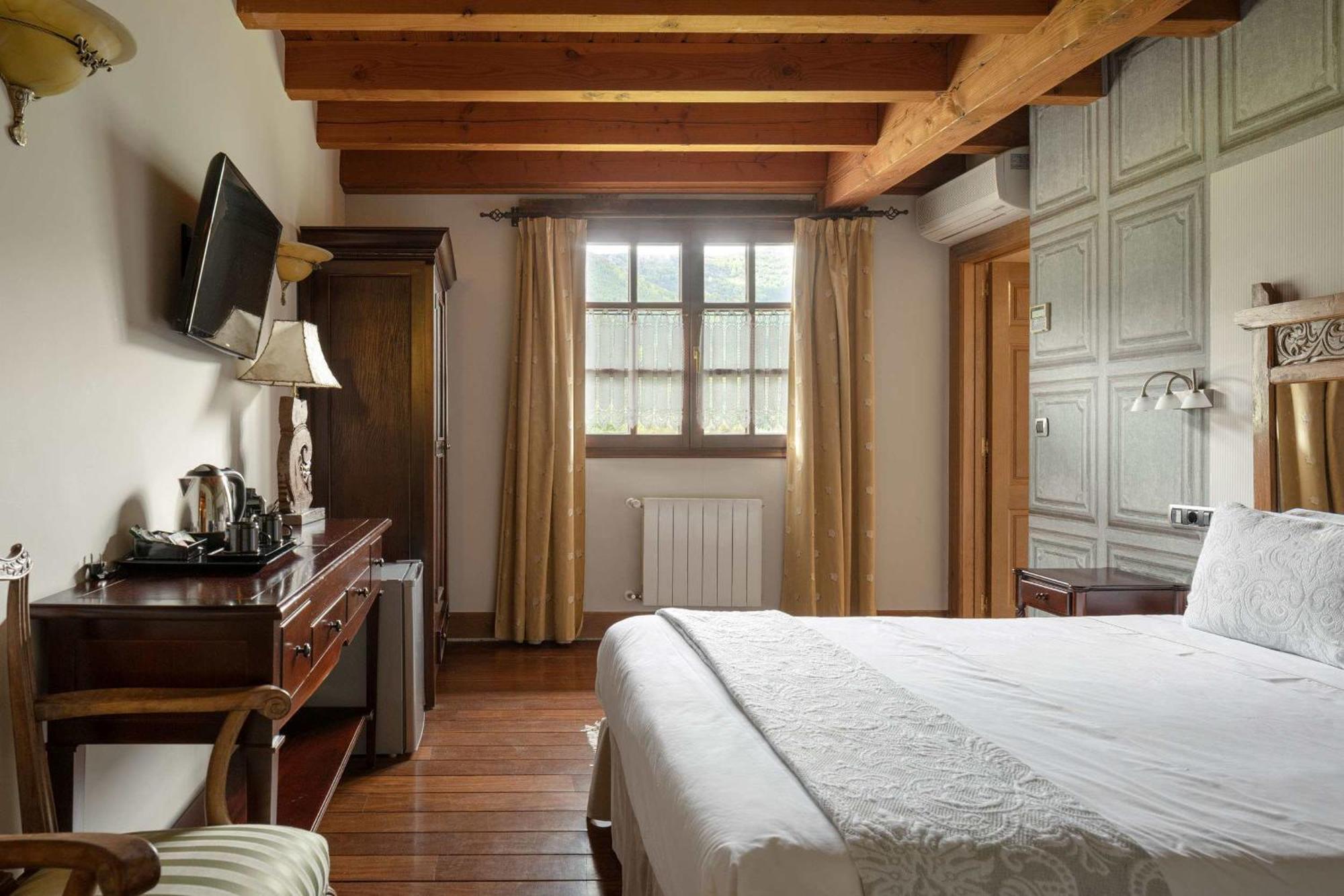 Hotel & Spa Etxegana Zeanuri Ngoại thất bức ảnh