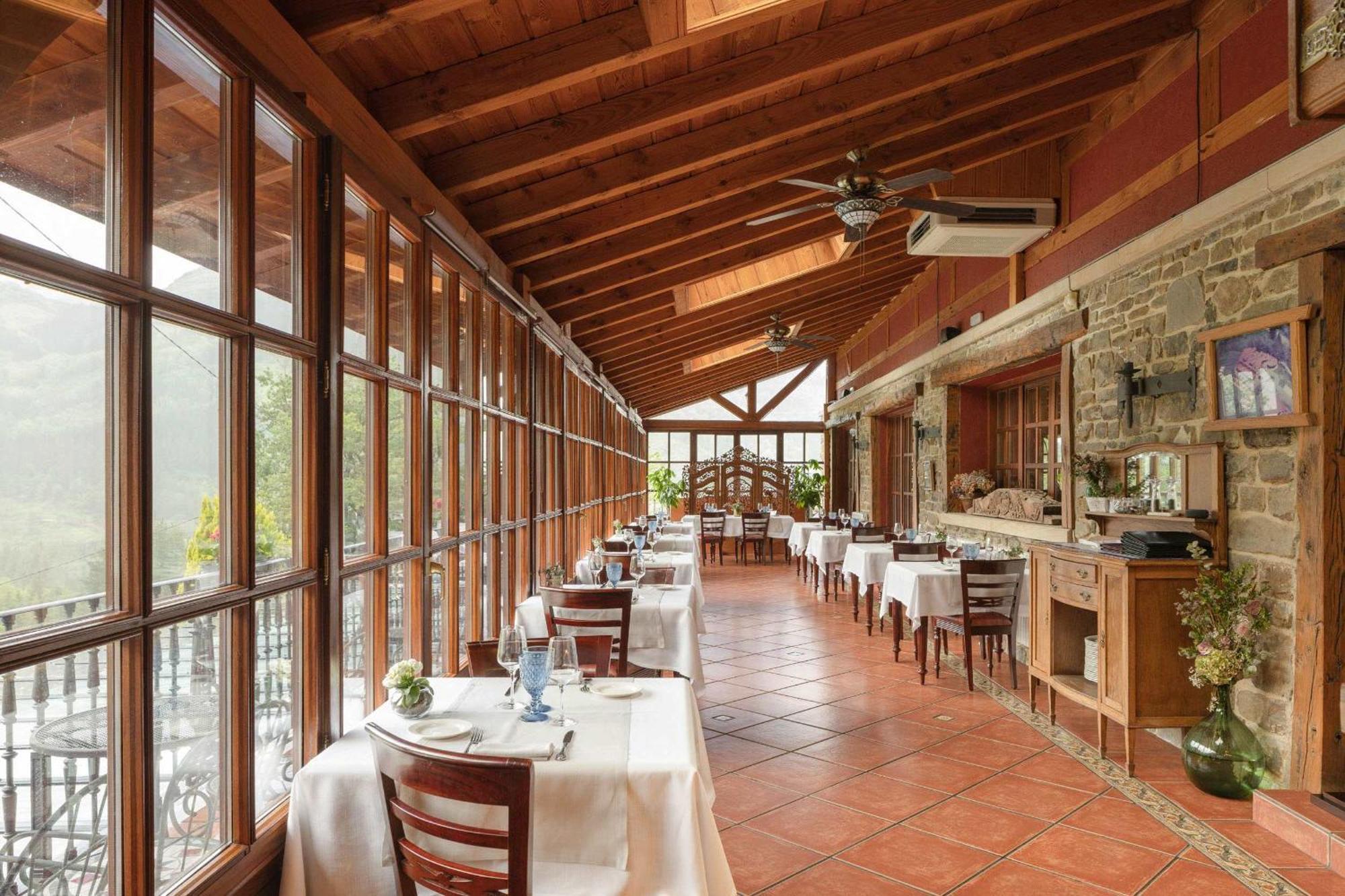 Hotel & Spa Etxegana Zeanuri Ngoại thất bức ảnh