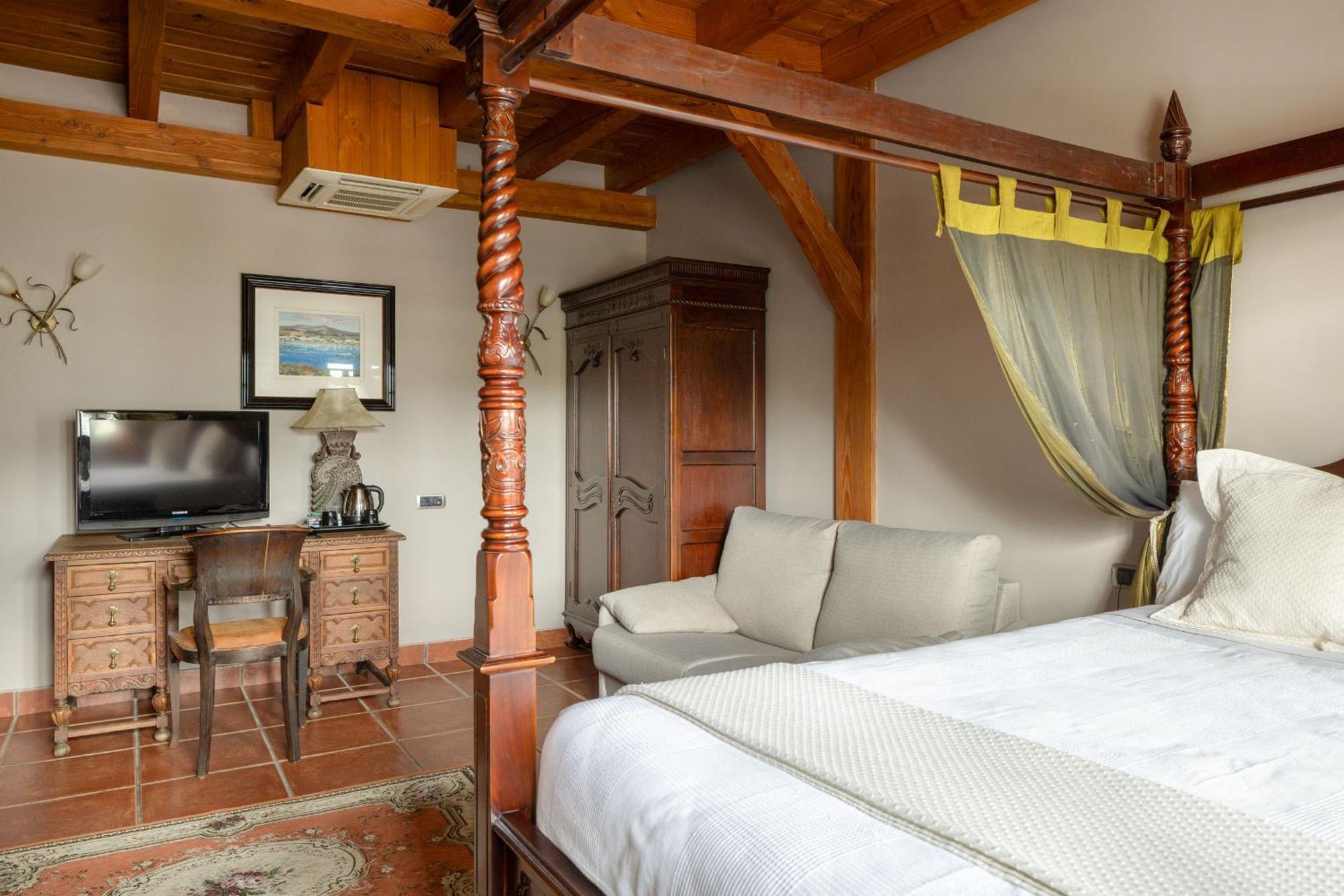 Hotel & Spa Etxegana Zeanuri Ngoại thất bức ảnh